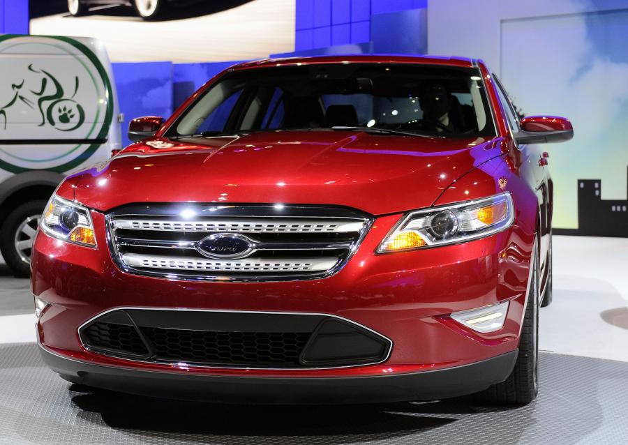  Ford Taurus SHO 2010 года  (фото 208 из 248)